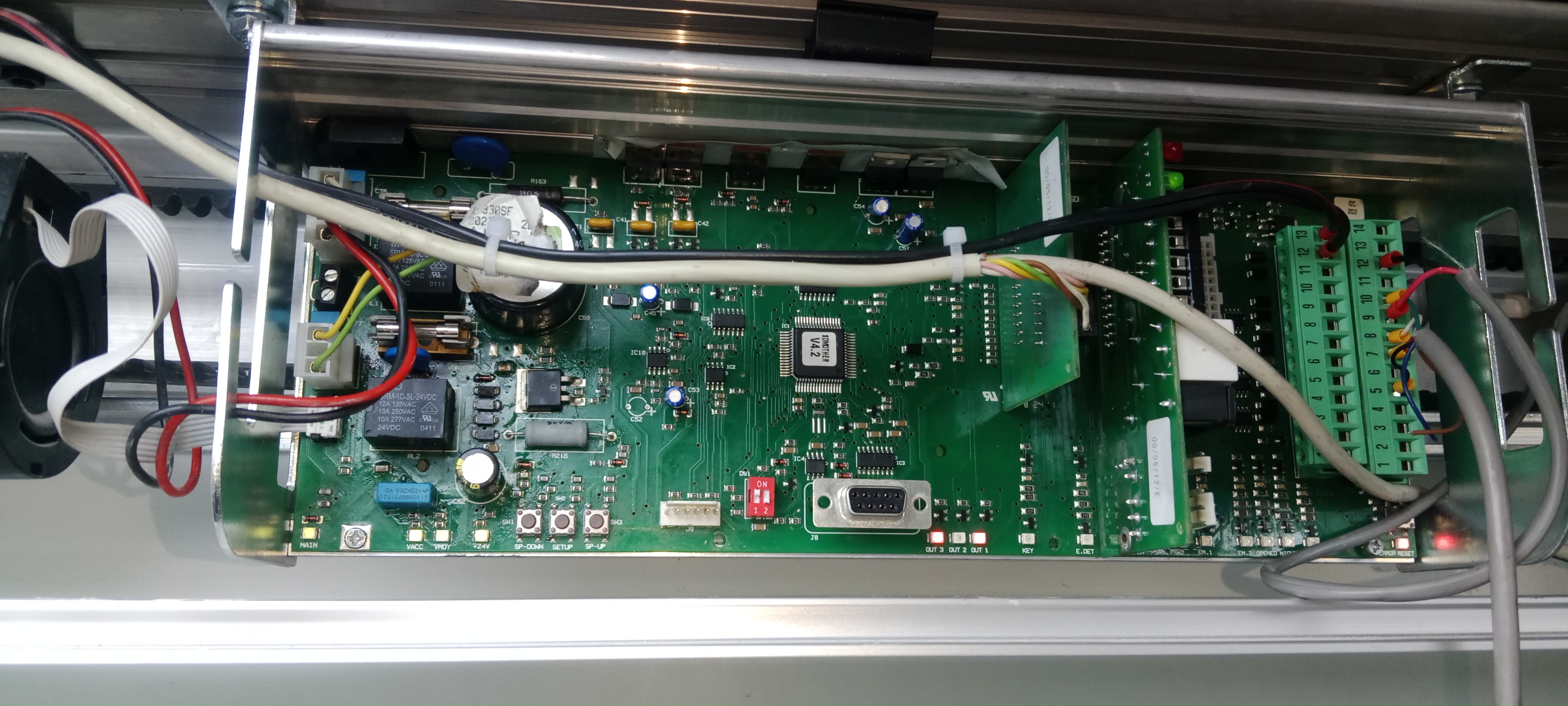 Reparación de tarjeta electrónica industrial